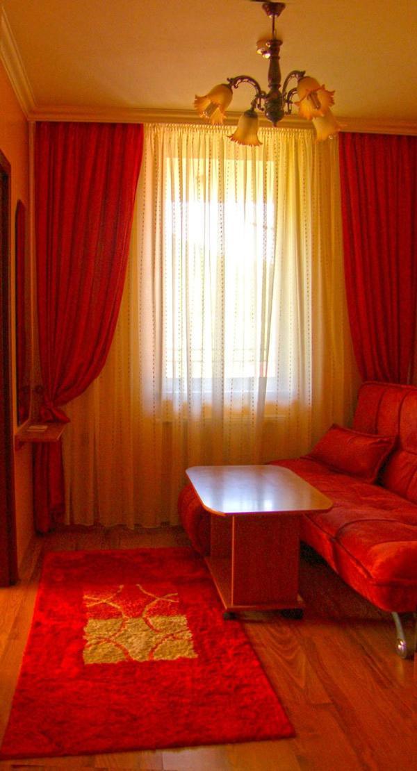 Family Hotel Silvestar Veliko Tărnovo Exteriör bild